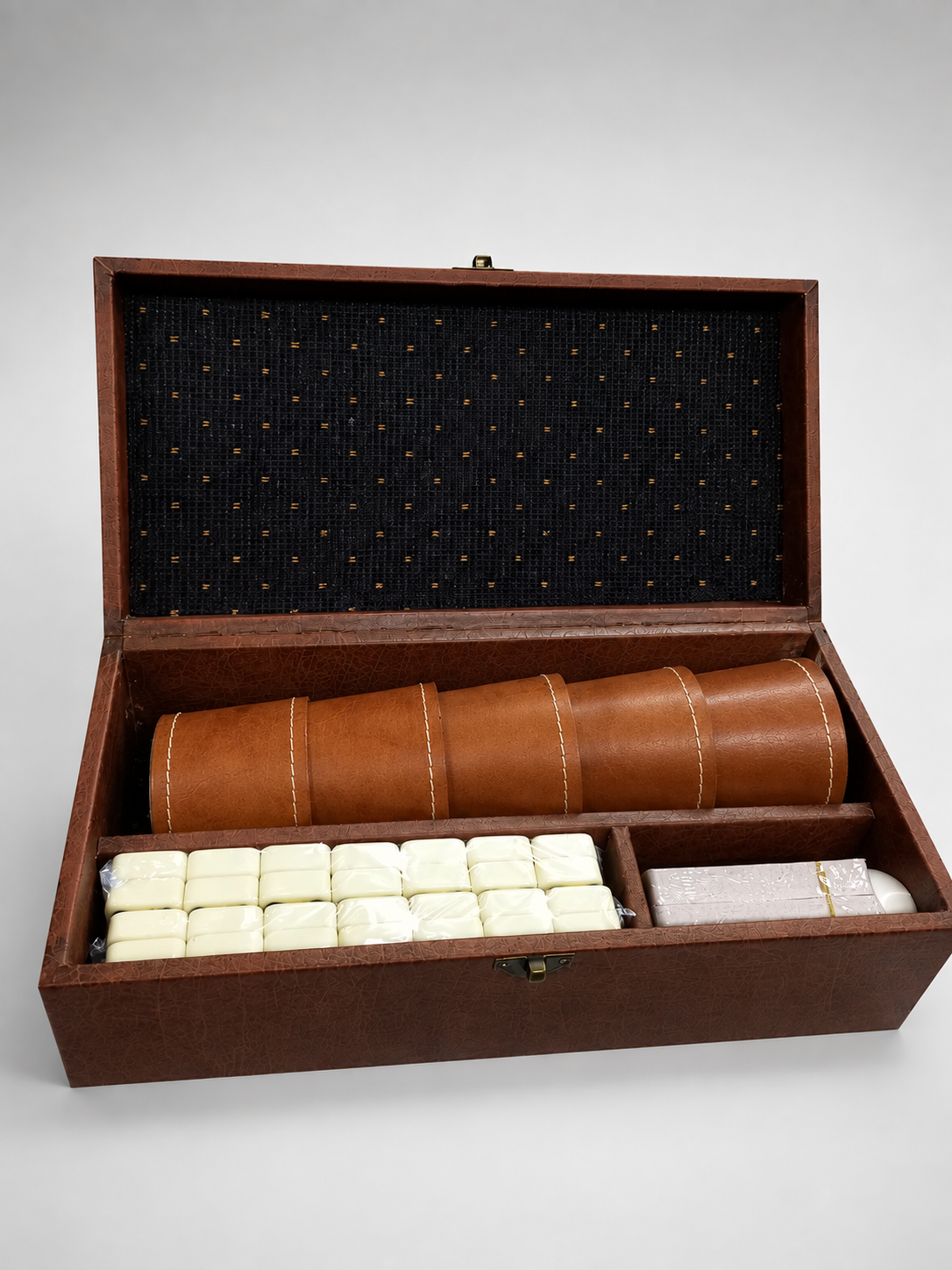 Caja de Juegos Eco Cuero
